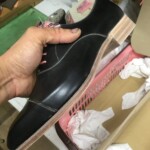 牛革製の靴底とヒール